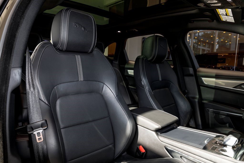 Used 2025 Jaguar F-PACE R-Dynamic S image 42