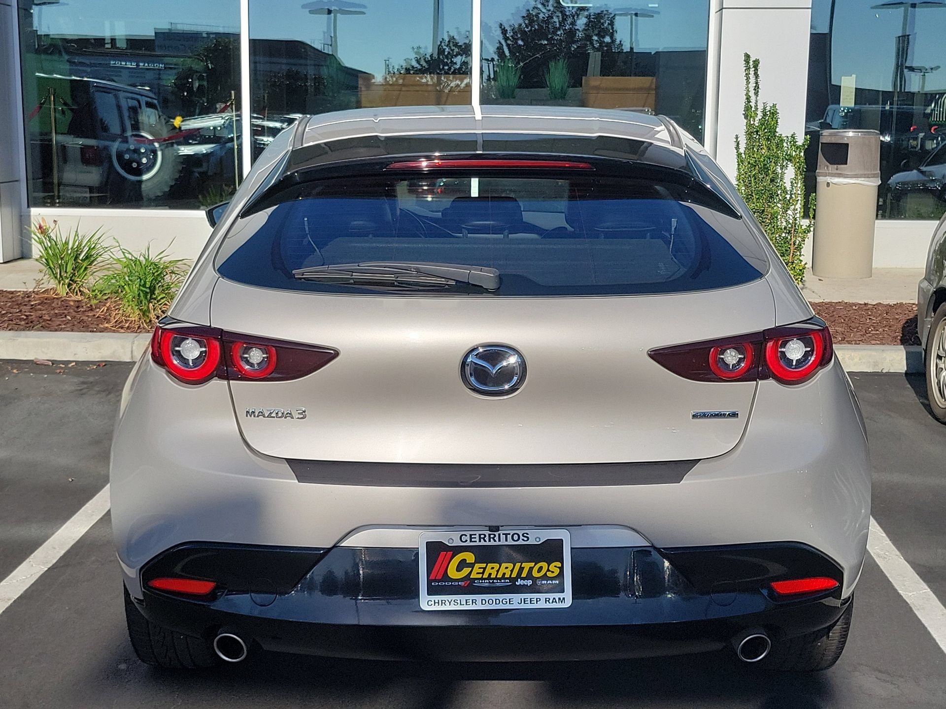 Used 2025 MAZDA MAZDA3 s Sport FWD image 5