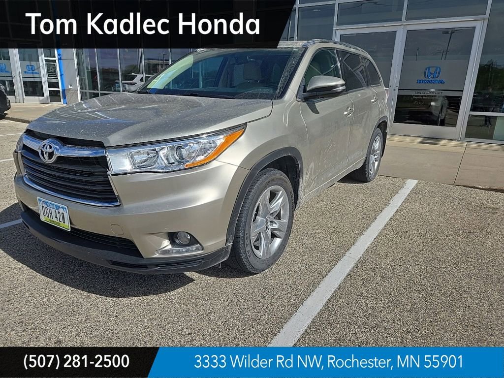 Used 2015 Toyota Highlander Limited AWD/4WD video 1
