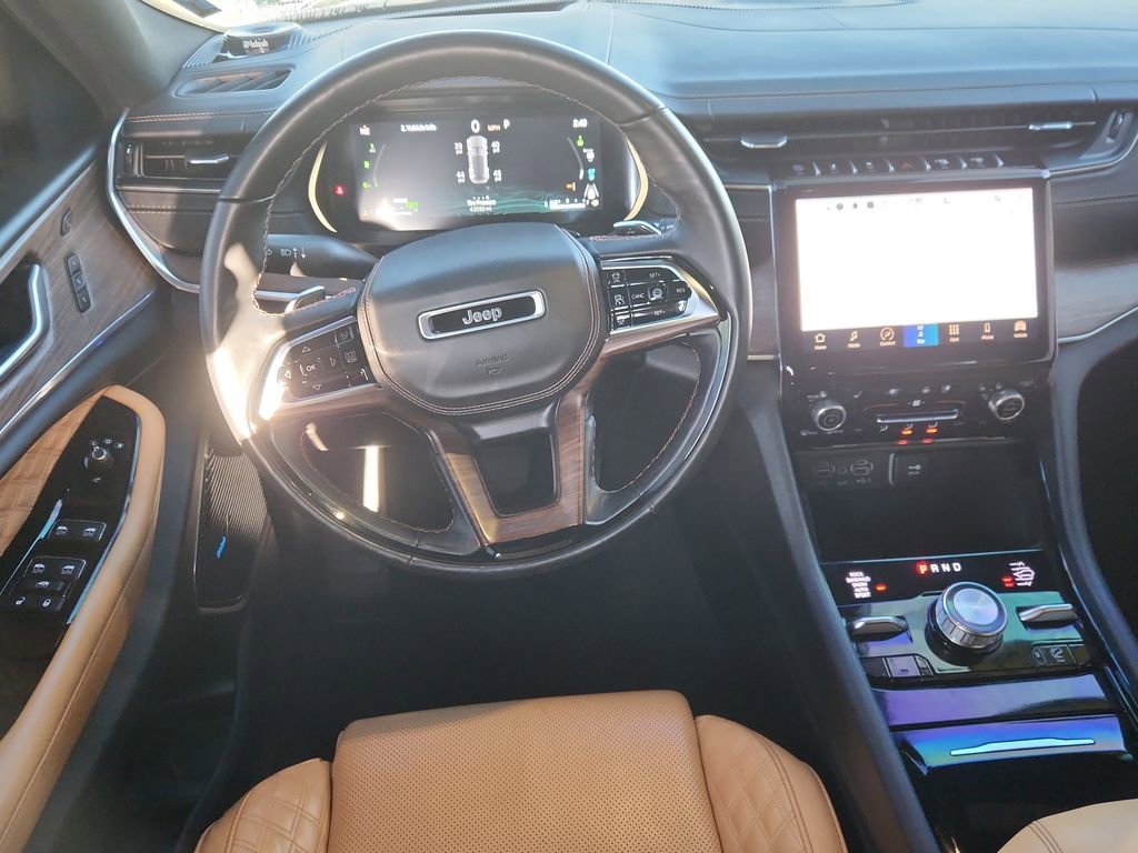 Used 2022 Jeep Grand Cherokee Summit w/ Advanced Protech Group IV image 11