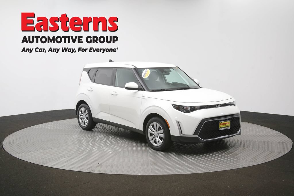 Used 2023 Kia Soul LX FWD image 49