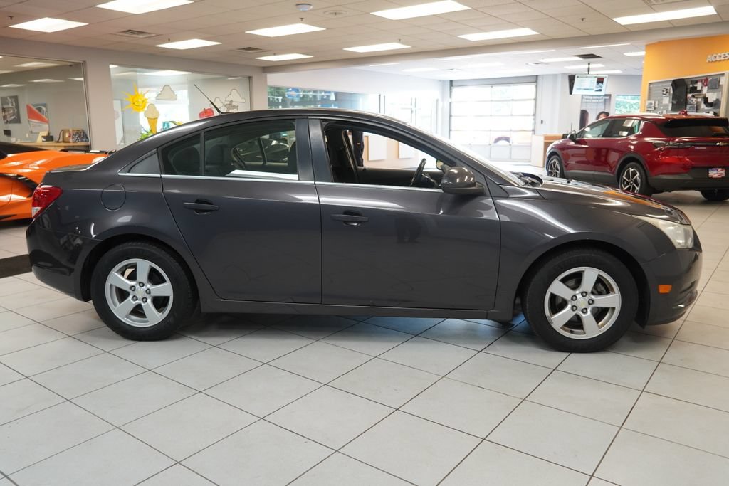 Used 2014 Chevrolet Cruze LT FWD image 12