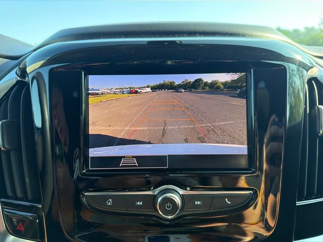 Used 2021 Chevrolet Traverse LS FWD image 20