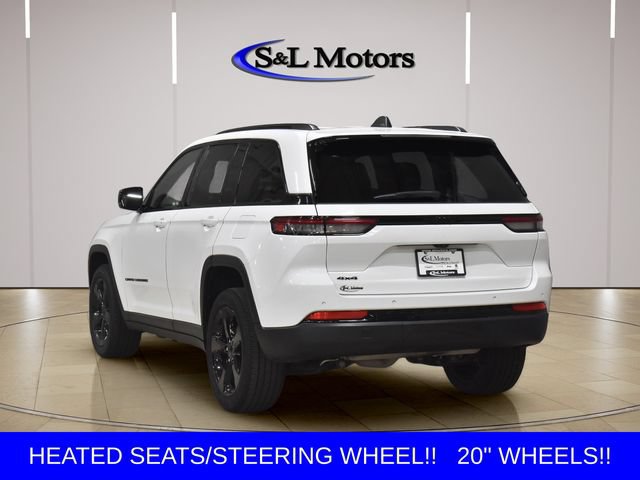 Used 2023 Jeep Grand Cherokee Altitude AWD/4WD image 6