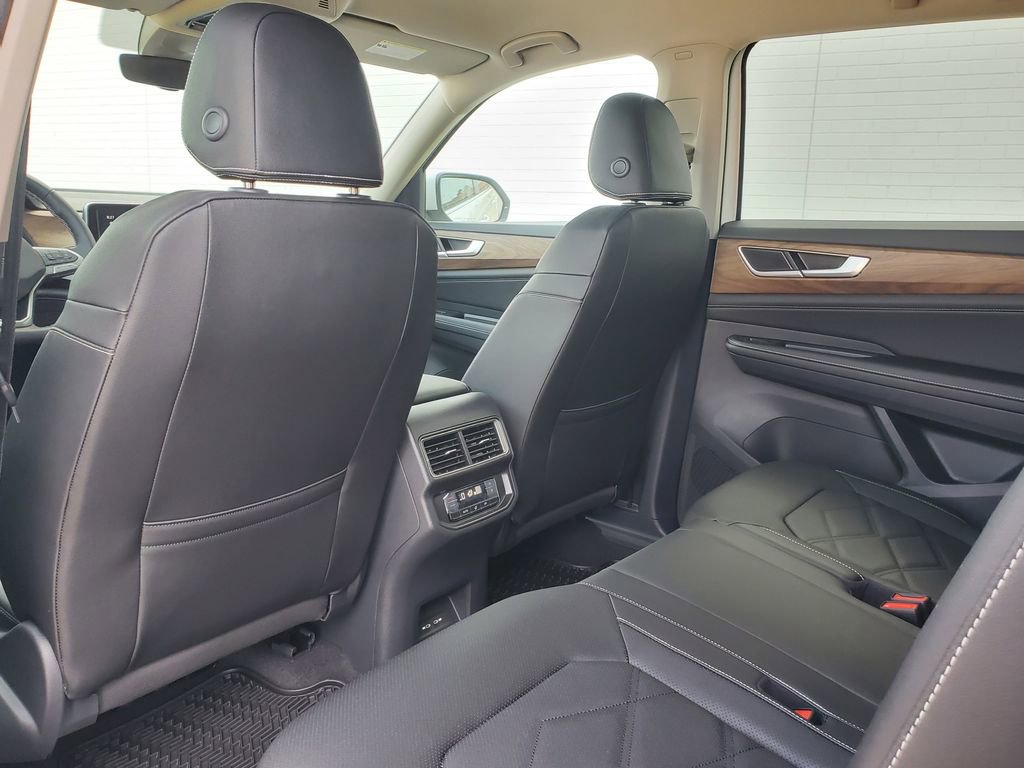New 2026 Volkswagen Atlas SE image 9