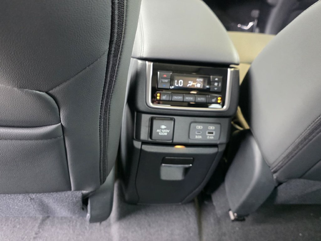 New 2027 Subaru Ascent Onyx Edition AWD/4WD image 11