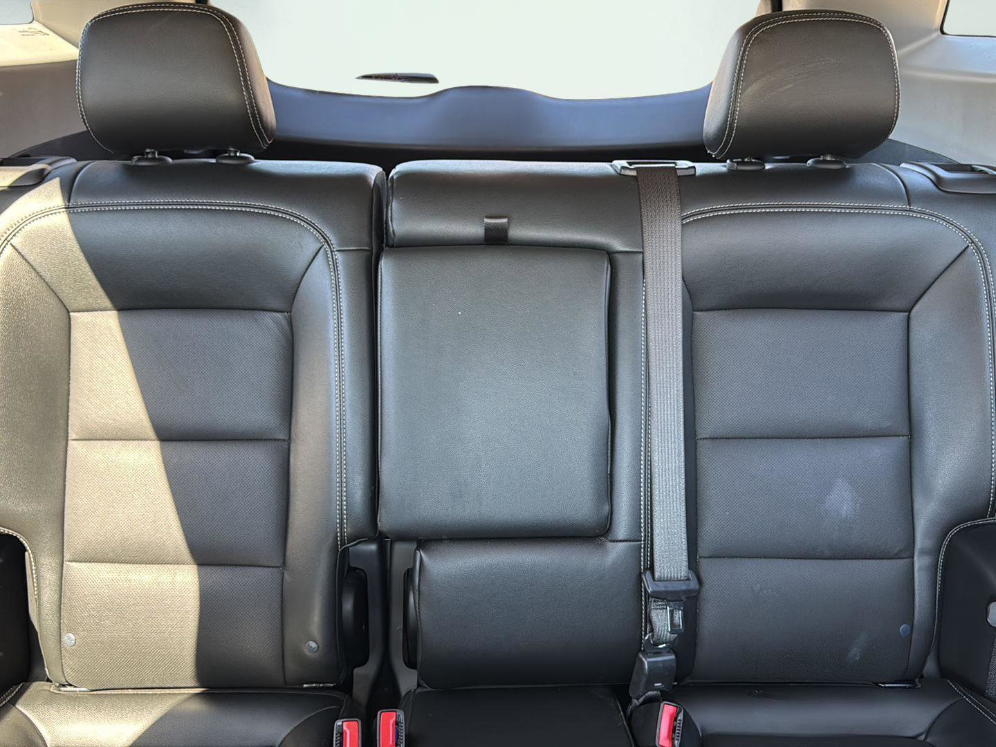 Used 2024 GMC Terrain SLT image 20