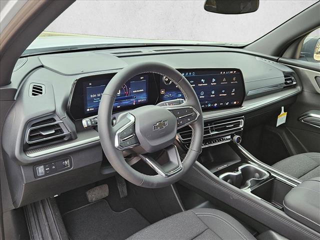 New 2026 Chevrolet Traverse LT w/ Midnight/Sport Edition image 3