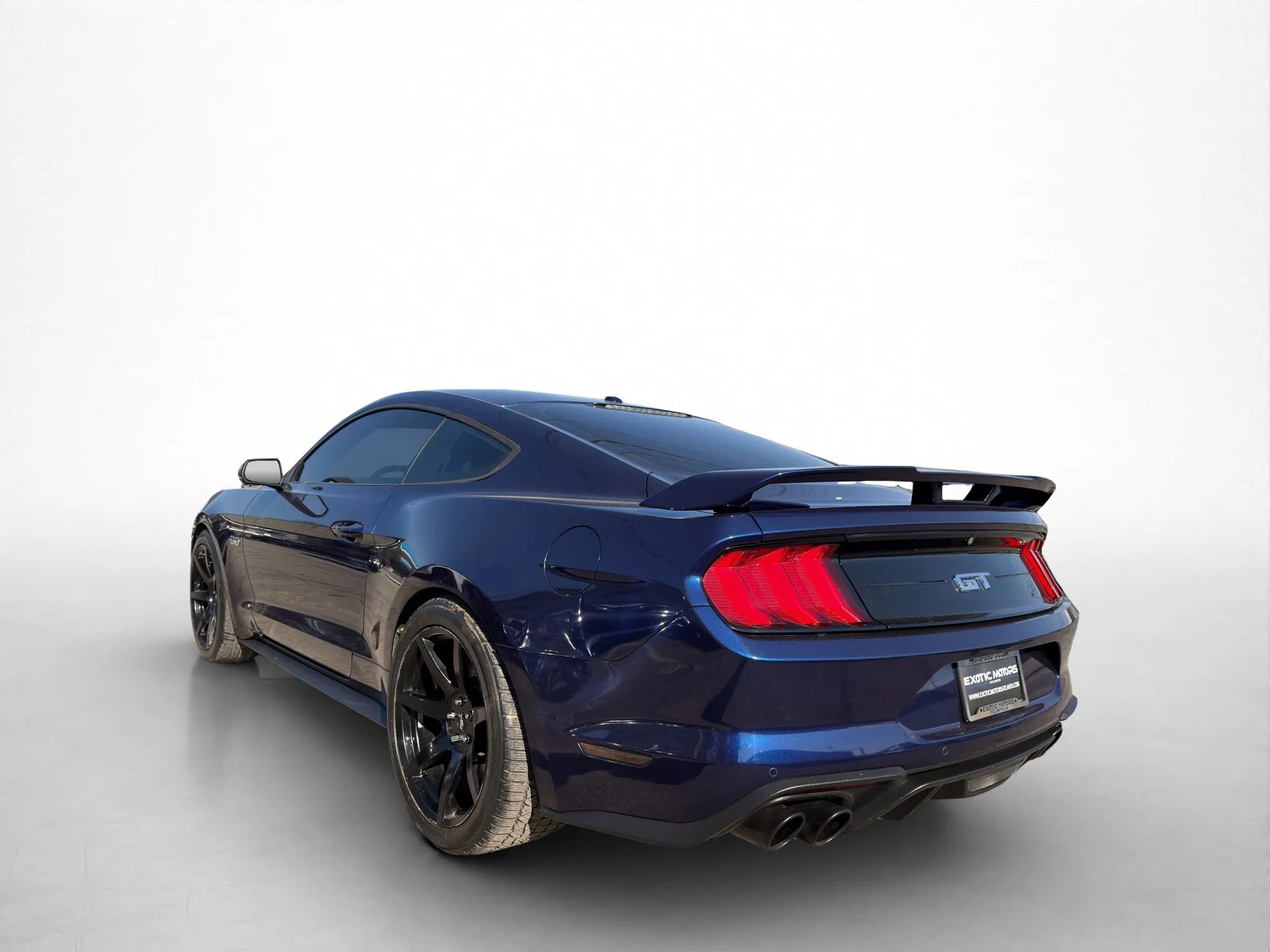 Used 2018 Ford Mustang GT Premium w/ GT Performance Package image 3