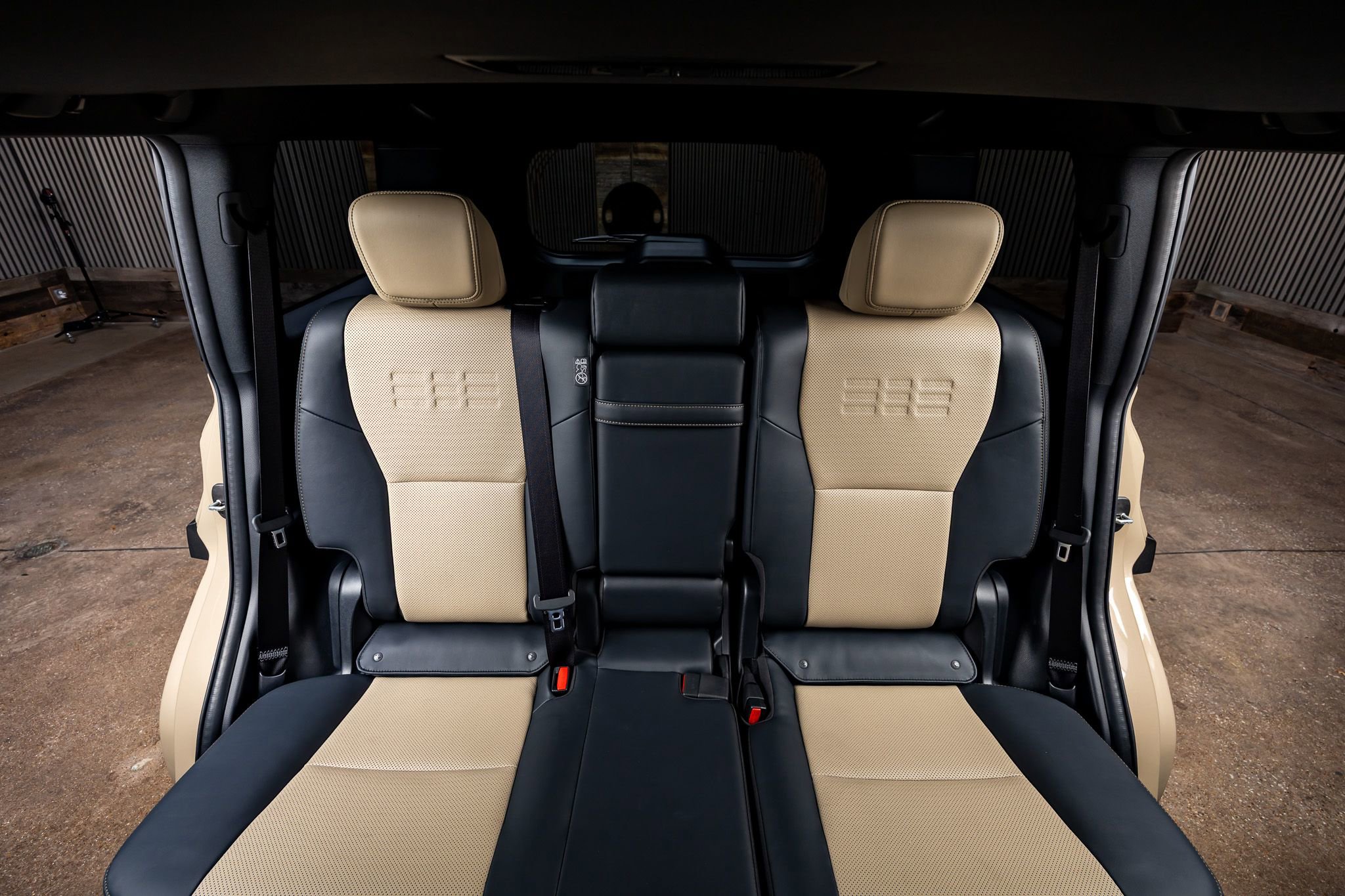 Used 2025 Lexus GX 550 550 Overtrail+ image 34