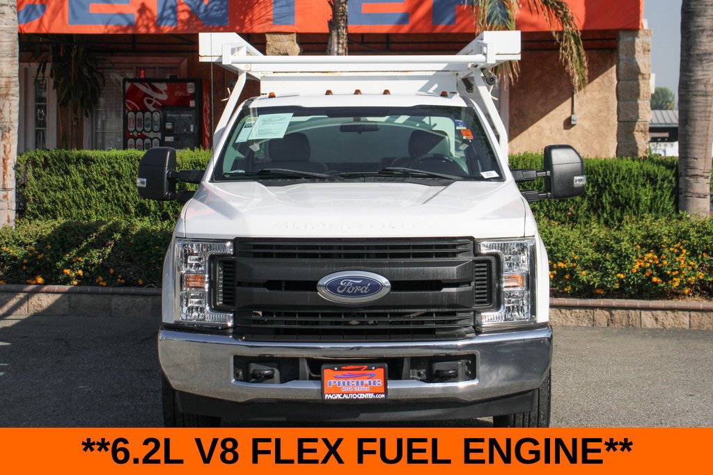 Used 2018 Ford F350 XL w/ Power Equipment Group RWD image 3