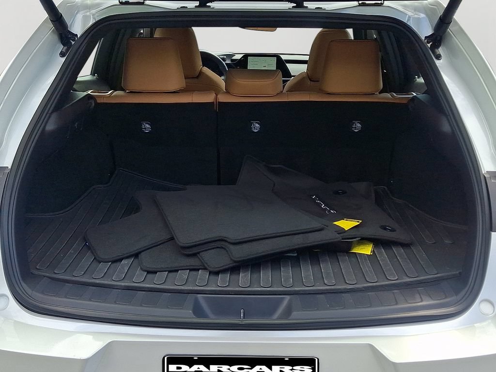 Used 2024 Lexus UX 250h AWD w/ Premium Package image 29