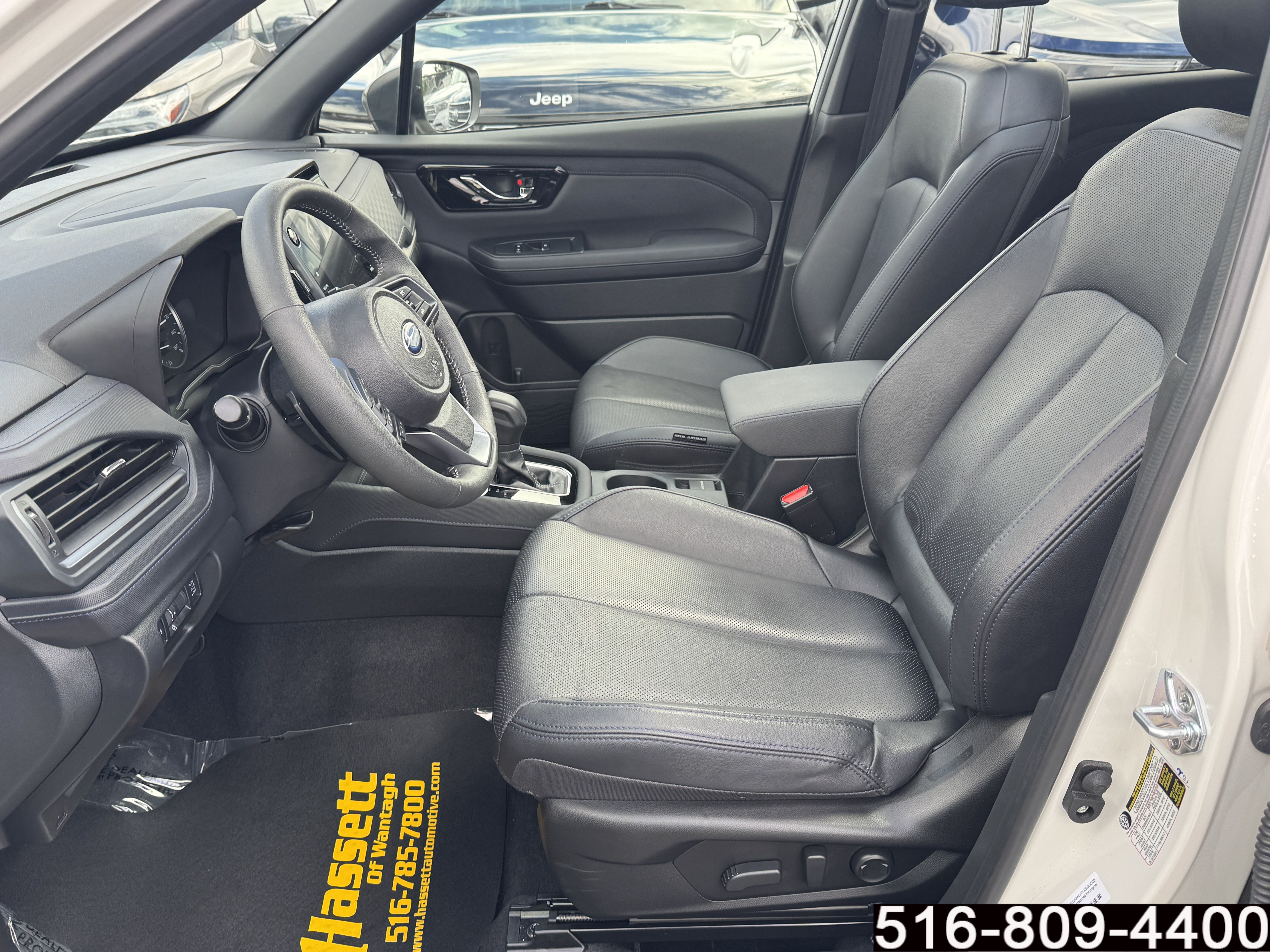 Used 2025 Subaru Forester Limited AWD/4WD image 27