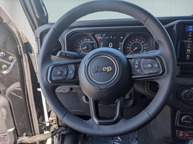 Used 2026 Jeep Gladiator Rubicon AWD/4WD image 18