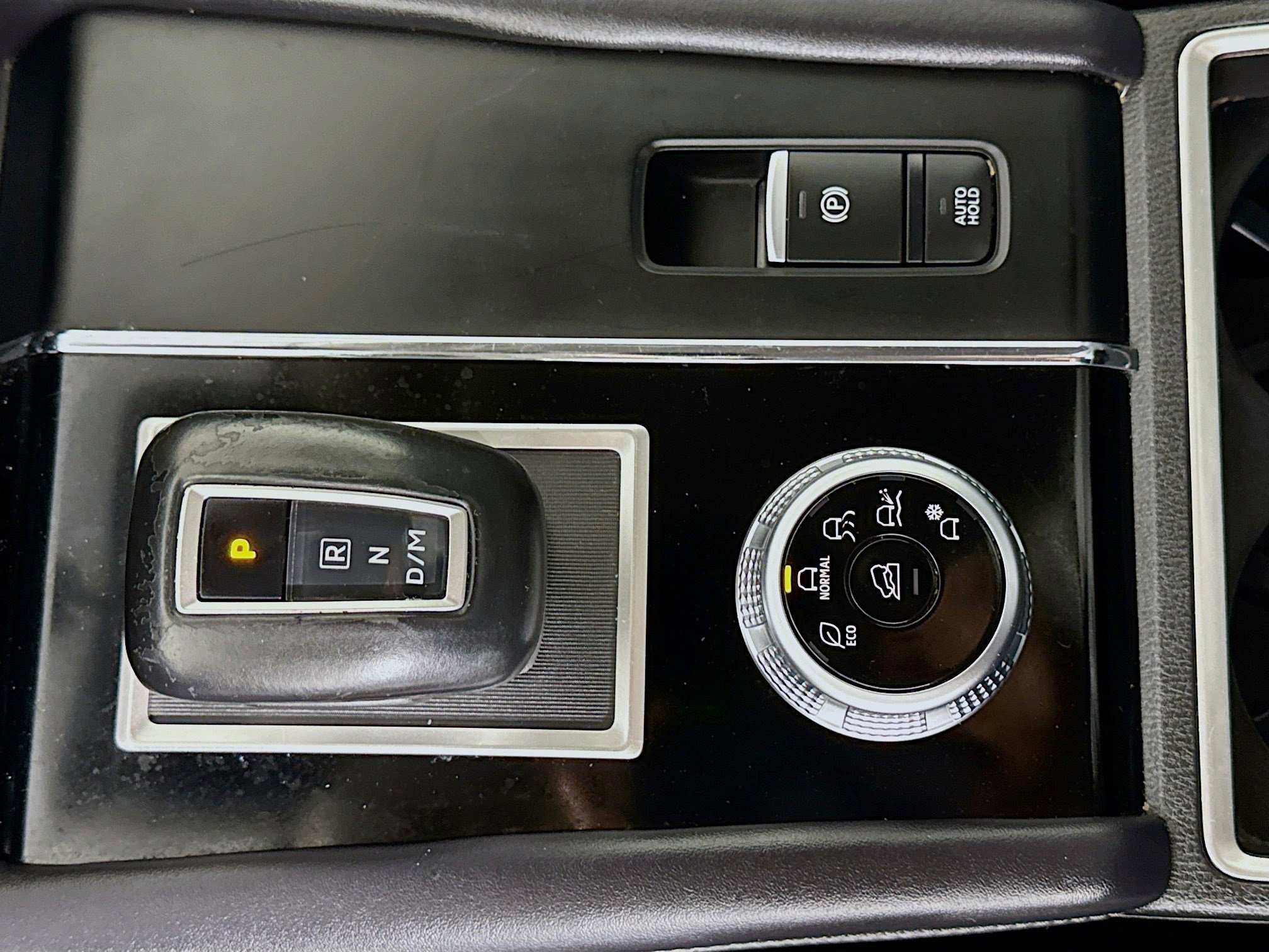 Used 2024 Mitsubishi Outlander SE Black Edition image 20