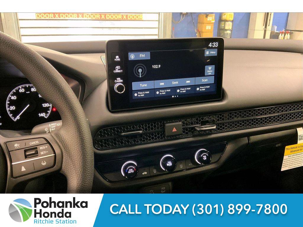 New 2026 Honda HR-V LX image 8