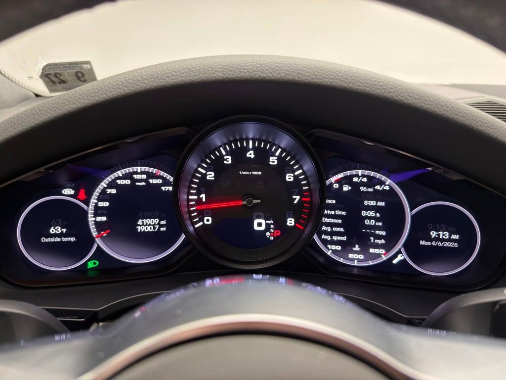 Used 2023 Porsche Cayenne Platinum Edition image 15