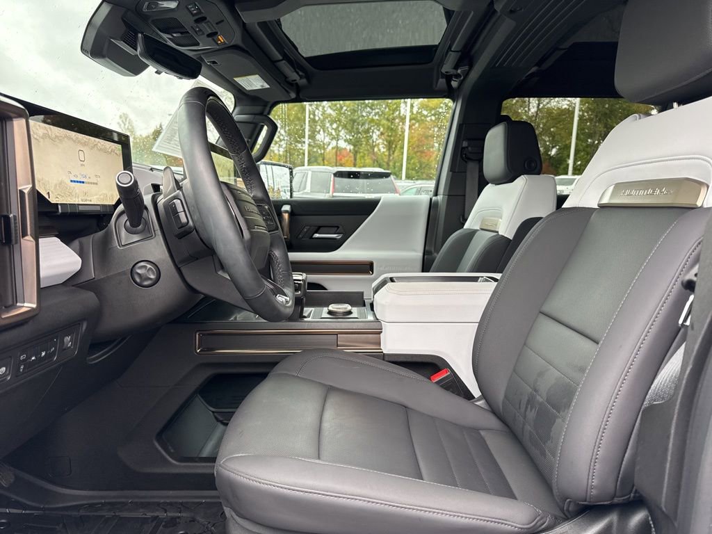 Used 2024 GMC Hummer EV 3X w/ LPO, Illumination Package image 9