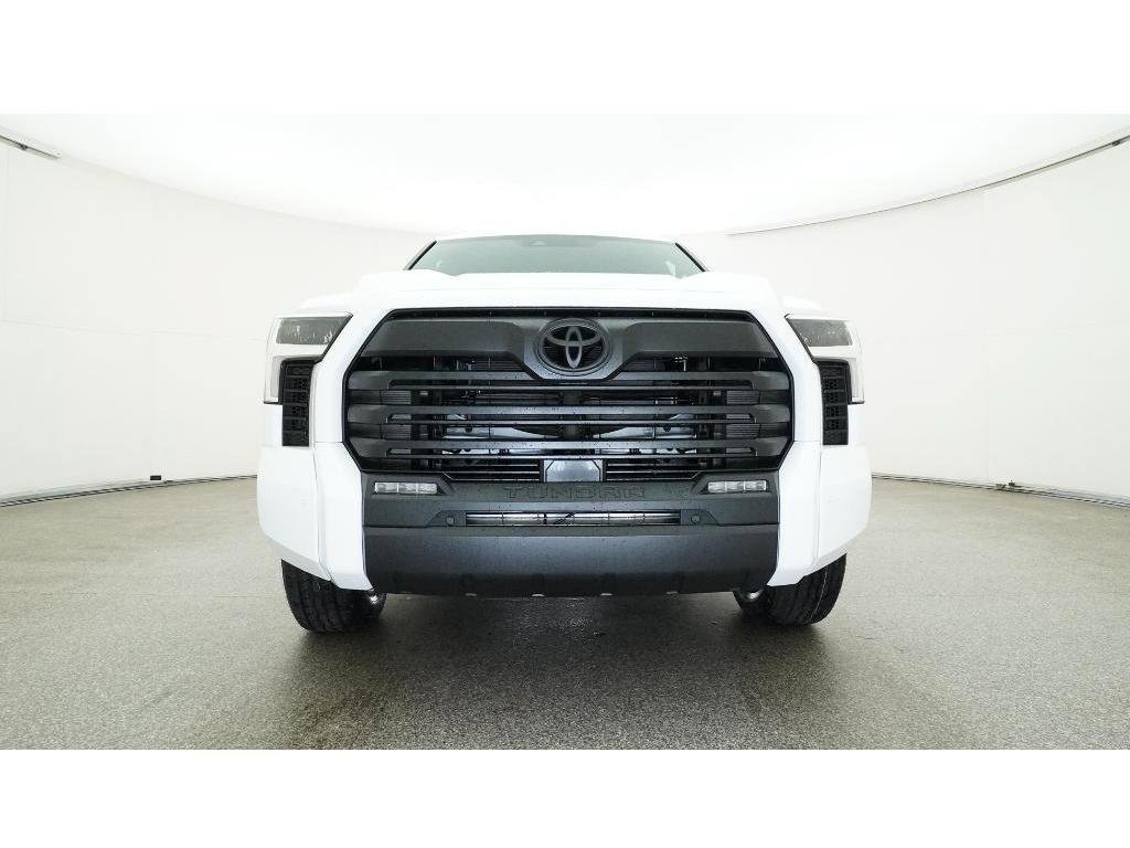 New 2026 Toyota Tundra SR5 w/ SR5 Convenience Package AWD/4WD image 31