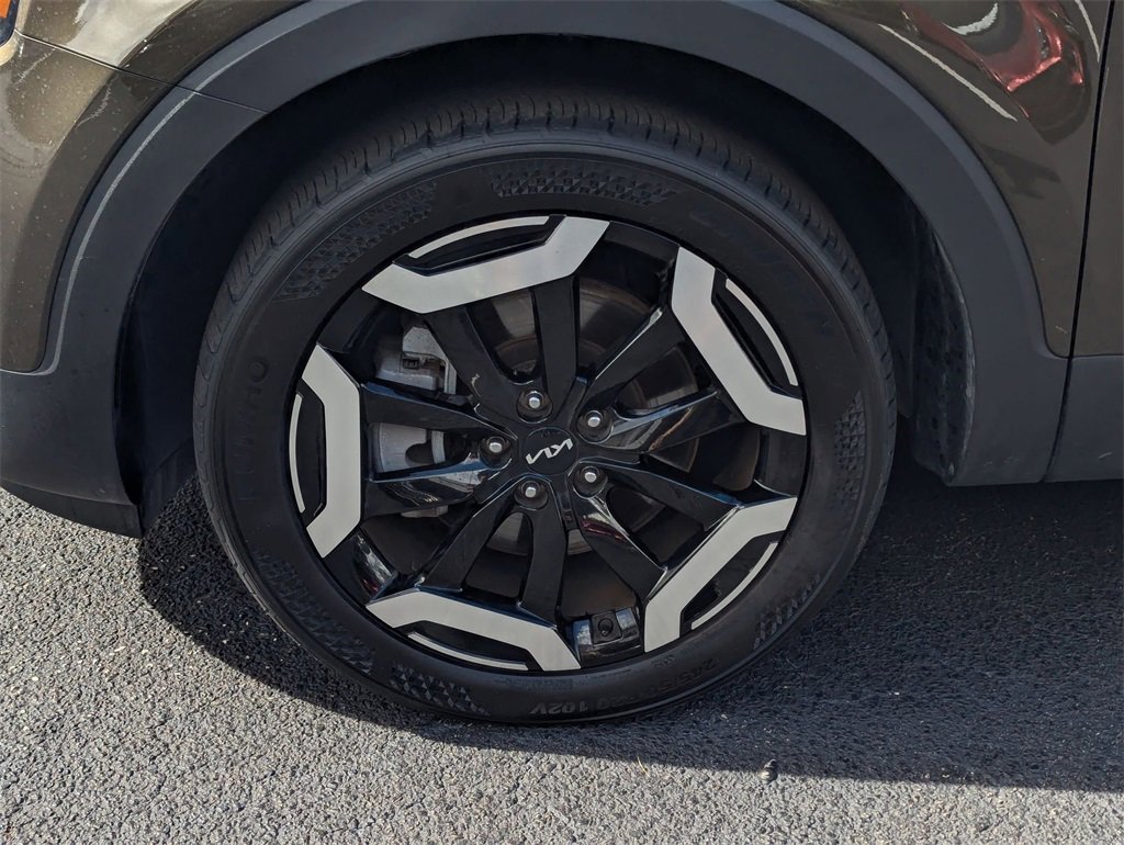 Used 2025 Kia Telluride S image 35