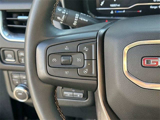 Used 2024 GMC Yukon XL AT4 w/ Technology Package image 35