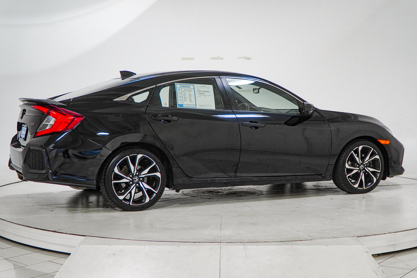 Used 2018 Honda Civic Si image 11