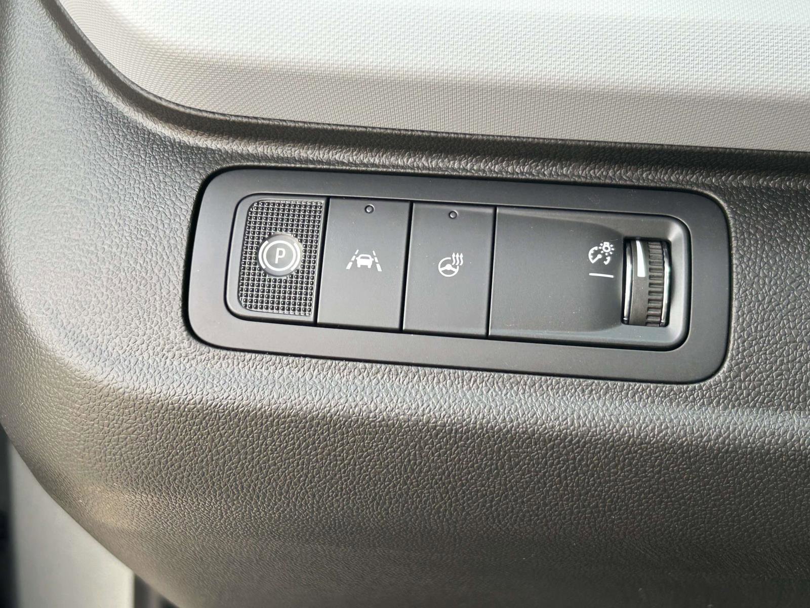 New 2027 Chevrolet Bolt RS w/ Technology Package FWD image 21