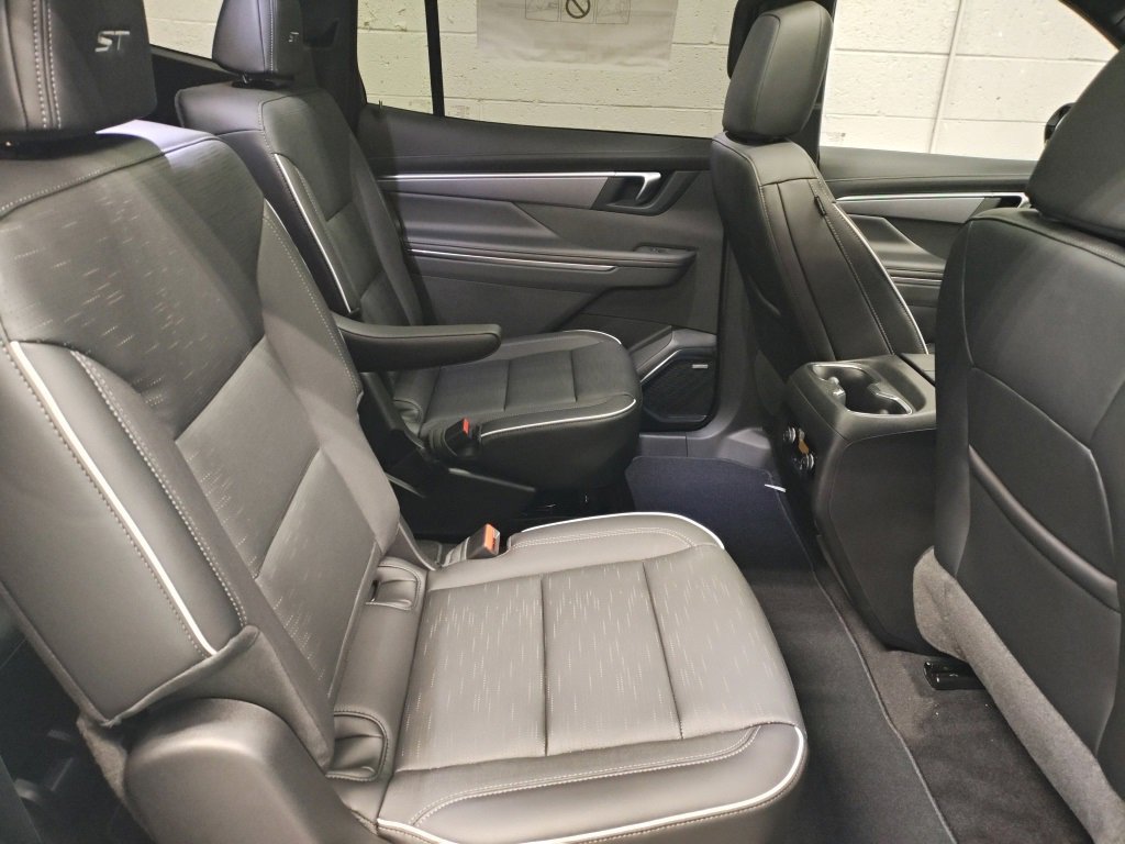 New 2026 Buick Enclave Sport Touring w/ Power Package image 11