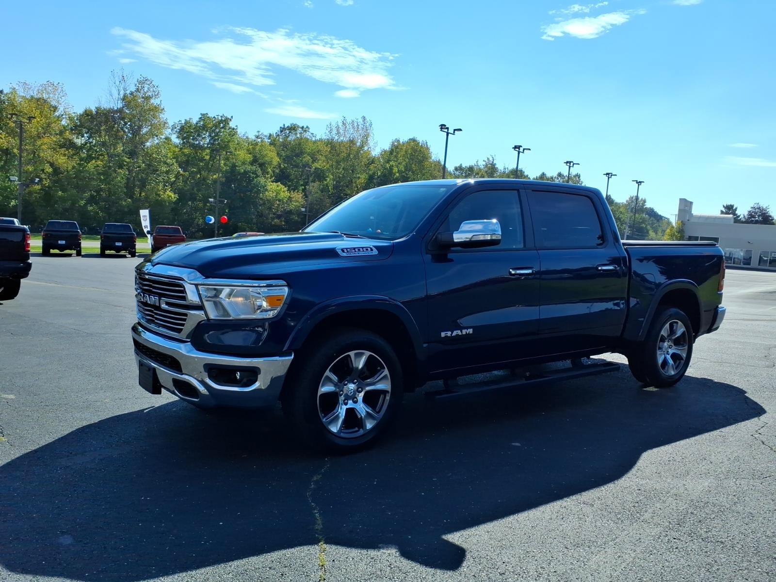Certified 2022 RAM 1500 Laramie AWD/4WD image 3