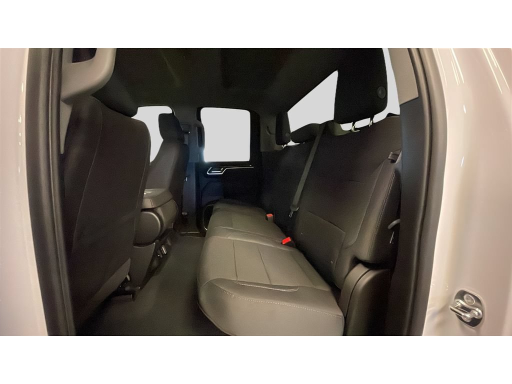 New 2026 GMC Sierra 2500 SLE w/ SLE Value Package; AWD/4WD image 15