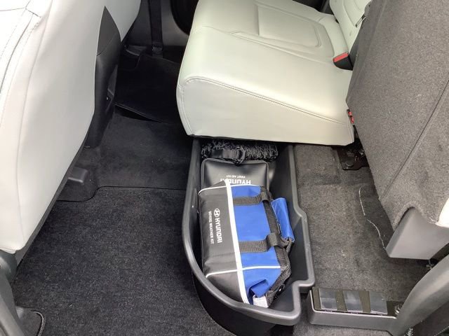 Used 2026 Hyundai Santa Cruz SEL image 11