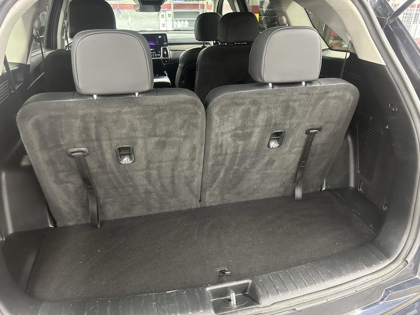 Used 2022 Kia Sorento S image 19