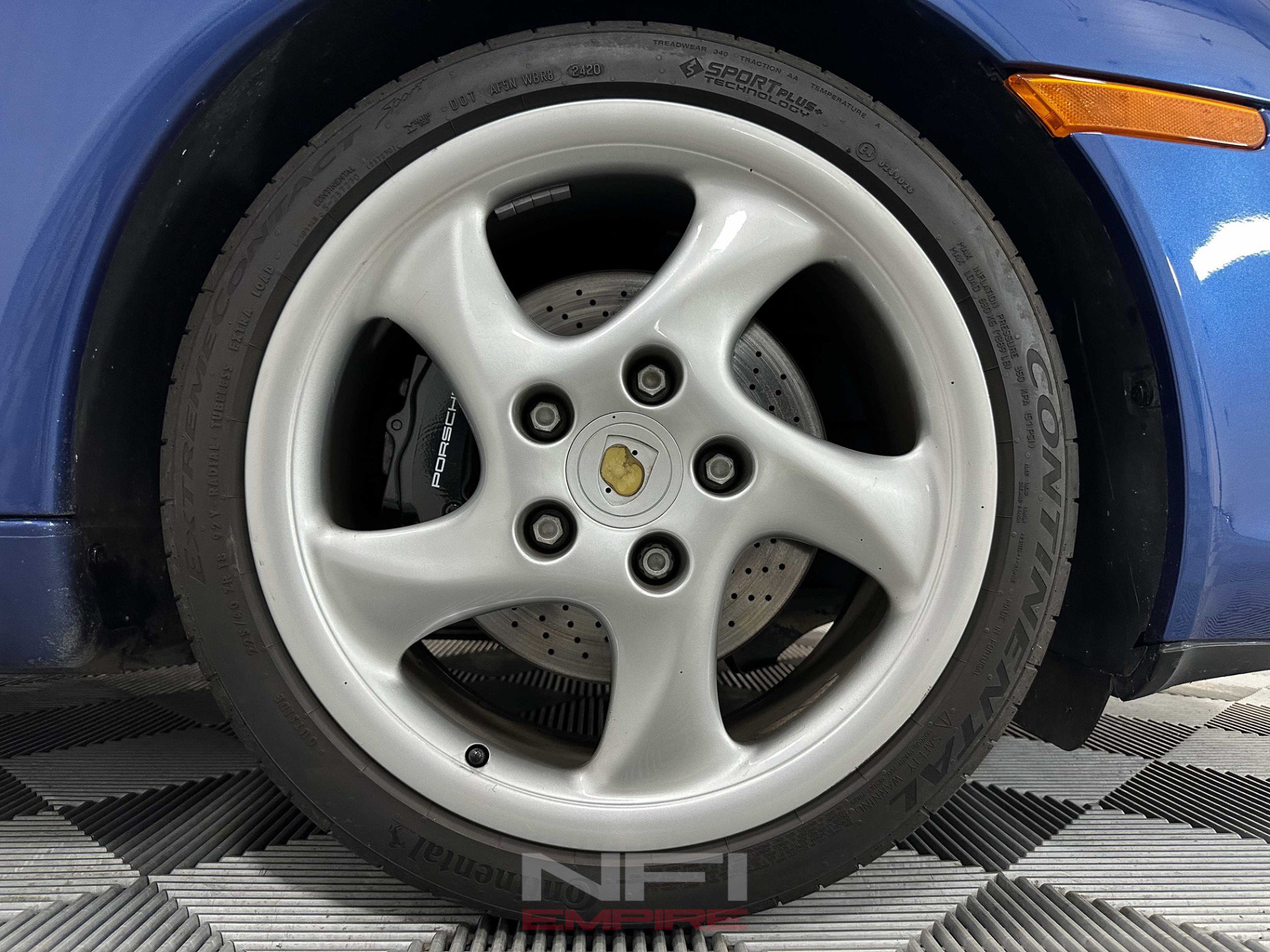 Used 2002 Porsche 911 Cabriolet image 25