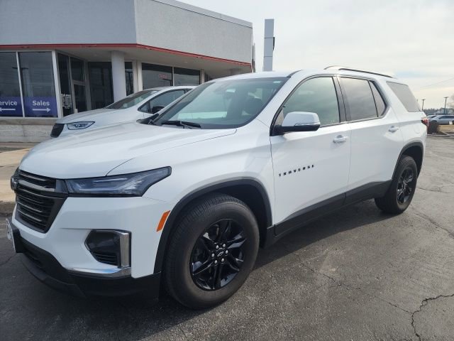 Used 2023 Chevrolet Traverse LT w/ Midnight/Sport Edition