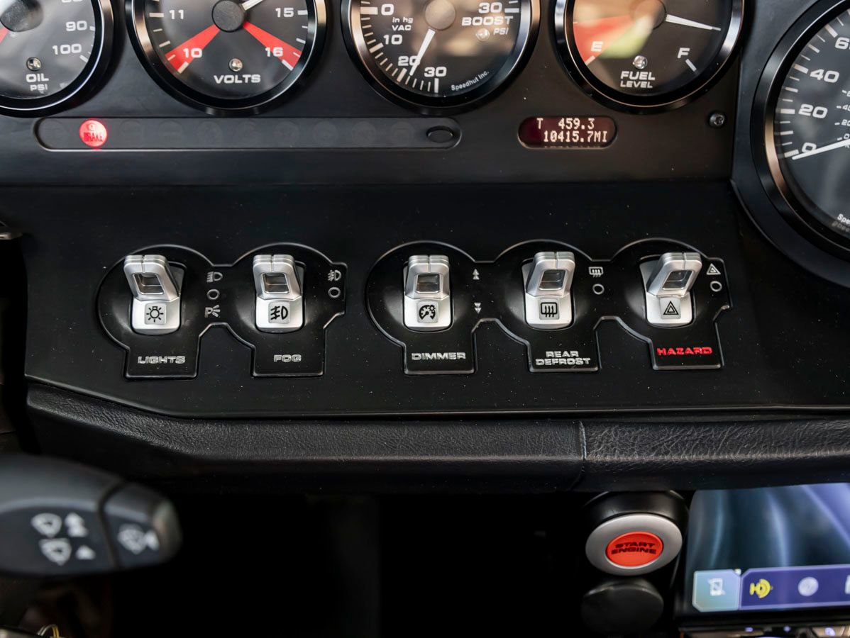 Used 2005 Ford GT image 23