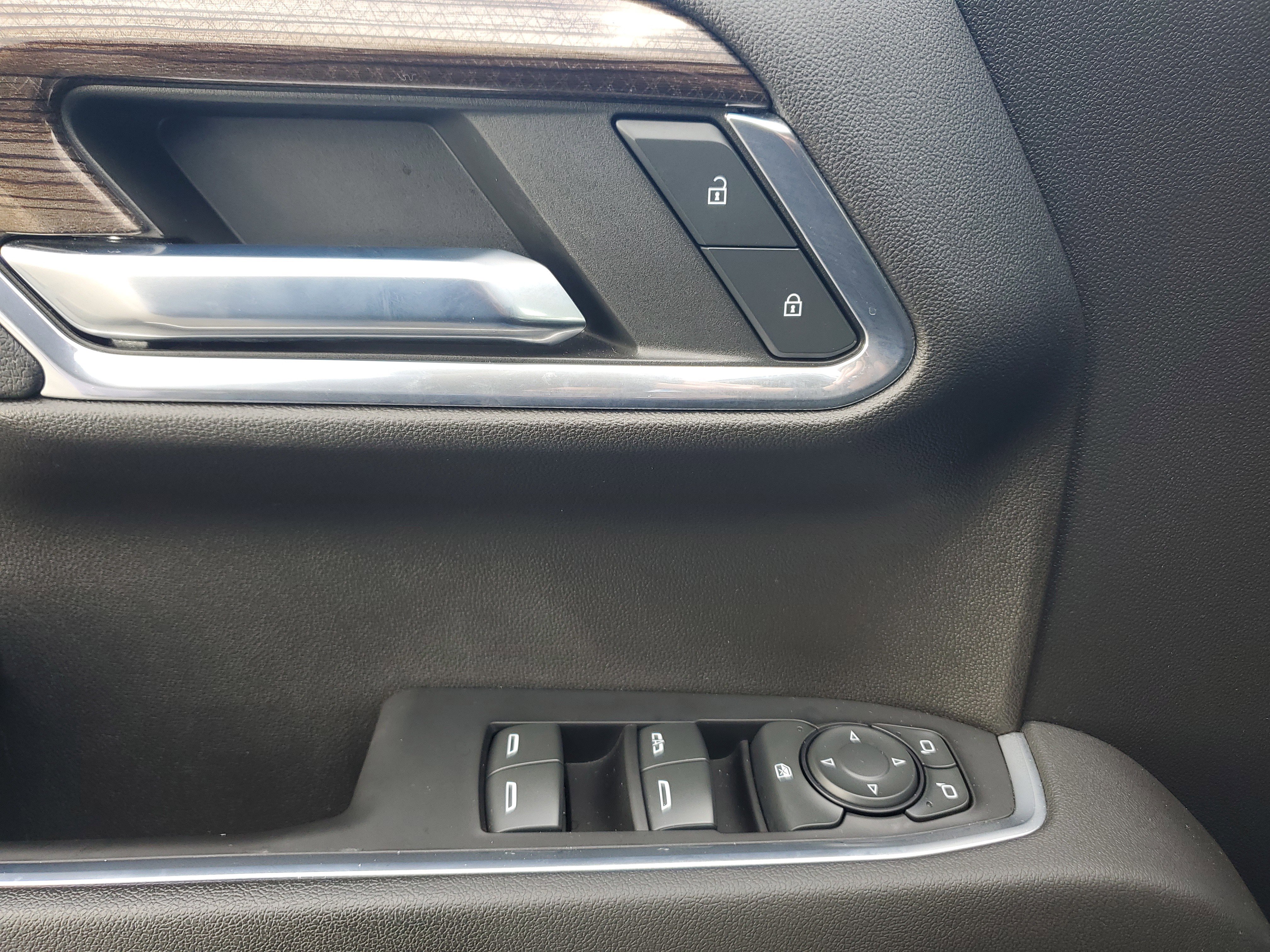 Used 2023 Chevrolet Silverado 1500 RST image 25