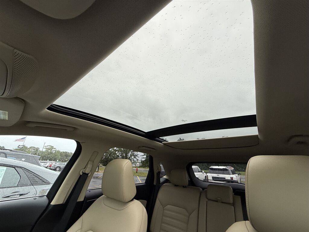 Used 2020 Ford Edge SEL w/ Convenience Package AWD/4WD image 13