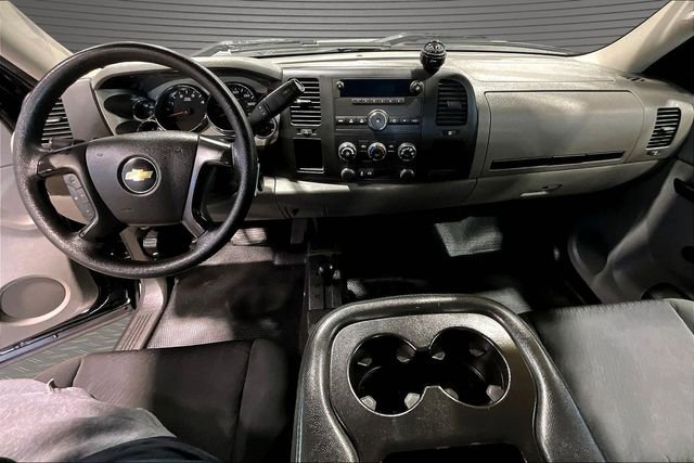 Used 2014 Chevrolet Silverado 2500 W/T w/ Snow Plow Prep Package AWD/4WD image 8