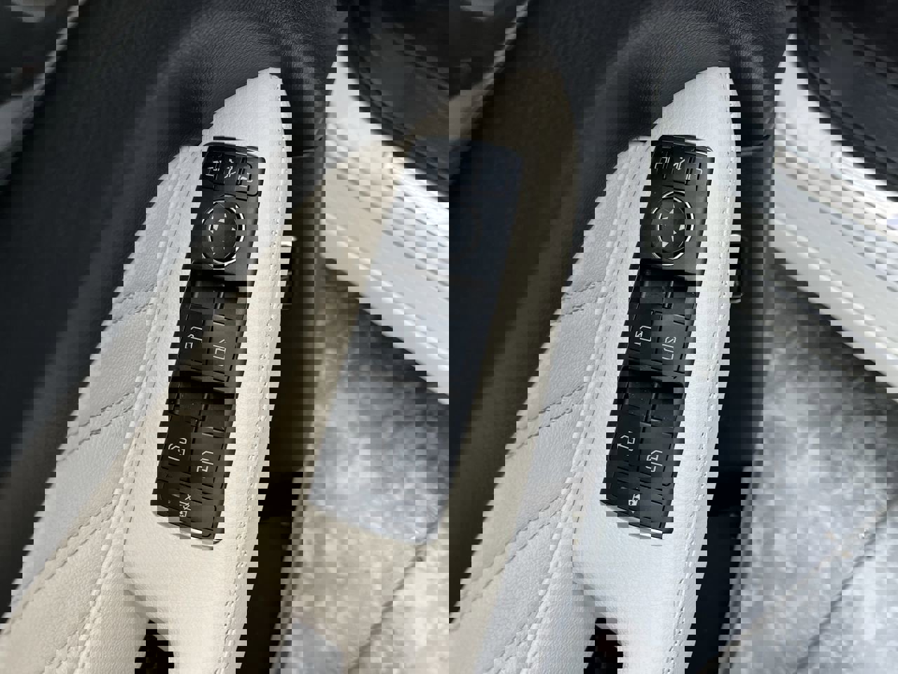 Used 2017 Mercedes-Benz GLE 43 AMG 4MATIC image 9