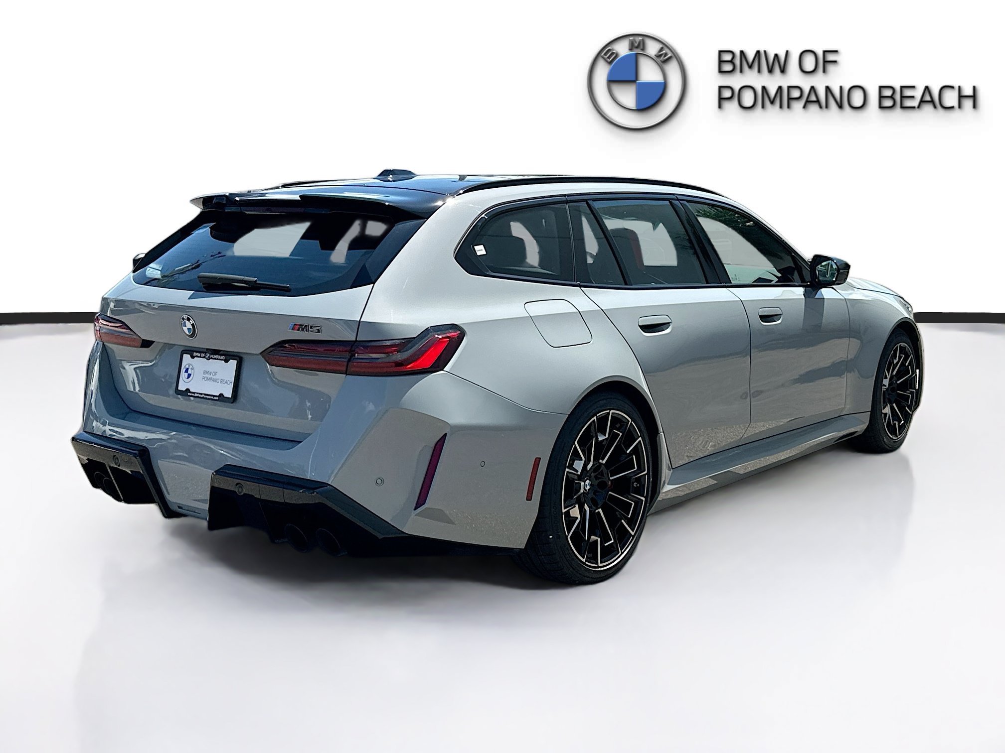 Used 2025 BMW M5 Touring w/ M Driver's Package AWD/4WD image 7
