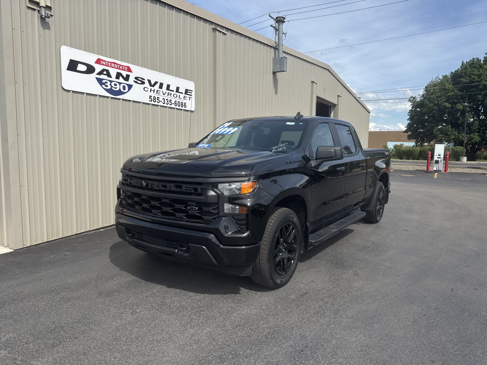 Used 2024 Chevrolet Silverado 1500 Custom w/ LPO, Dark Essentials Package AWD/4WD image 4