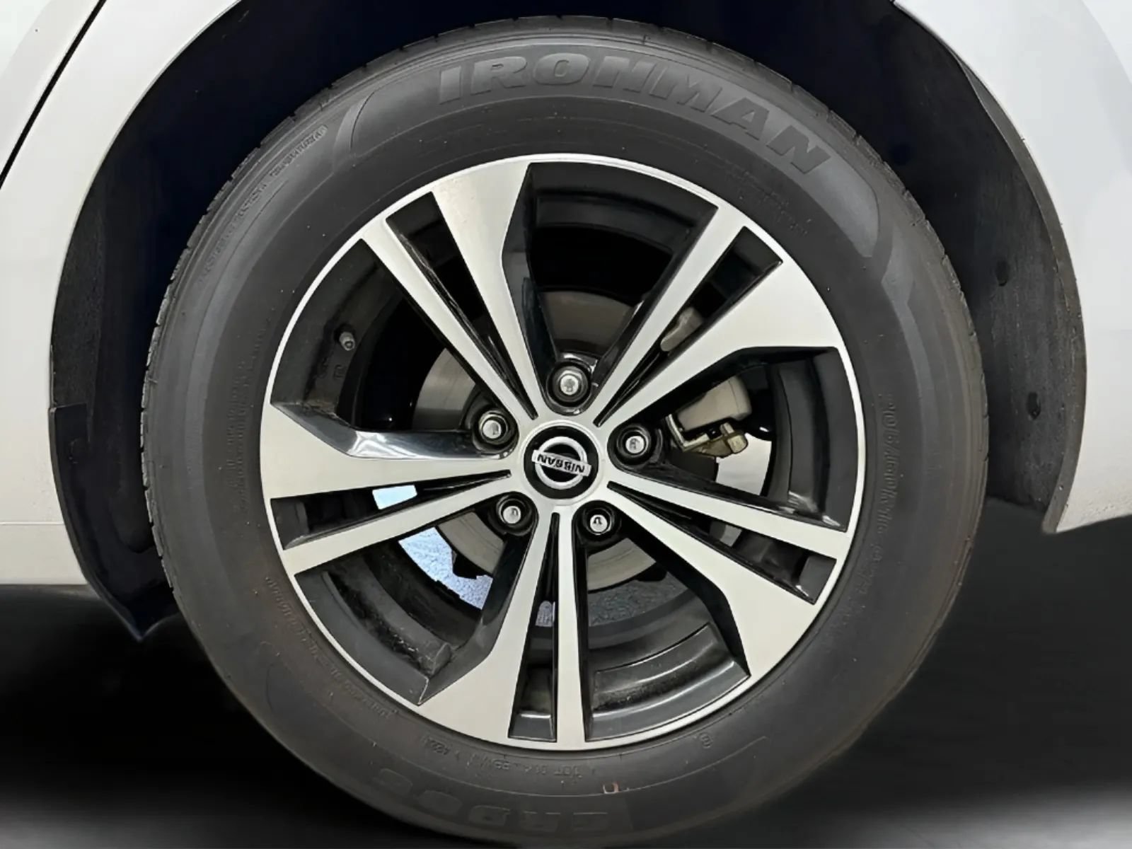 Used 2022 Nissan Sentra SV FWD image 25