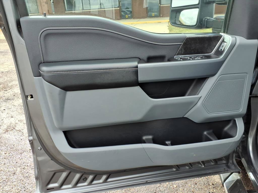 Used 2022 Ford F150 XLT w/ Equipment Group 302A High image 13