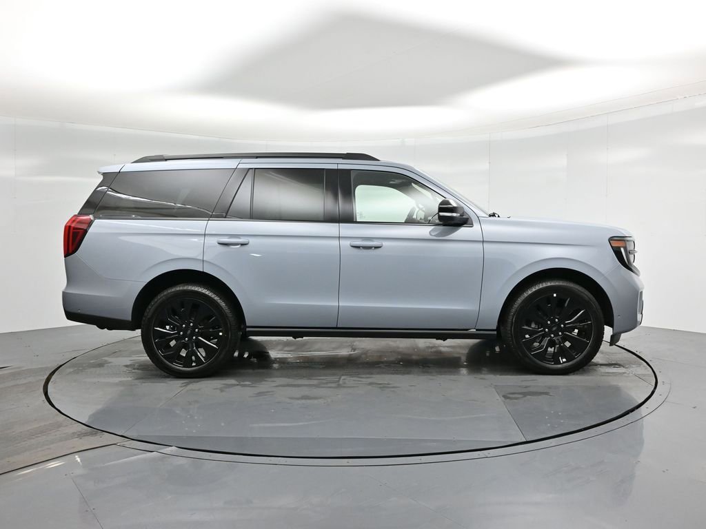 New 2025 Ford Expedition Platinum w/ Stealth Appearance Package AWD/4WD image 30