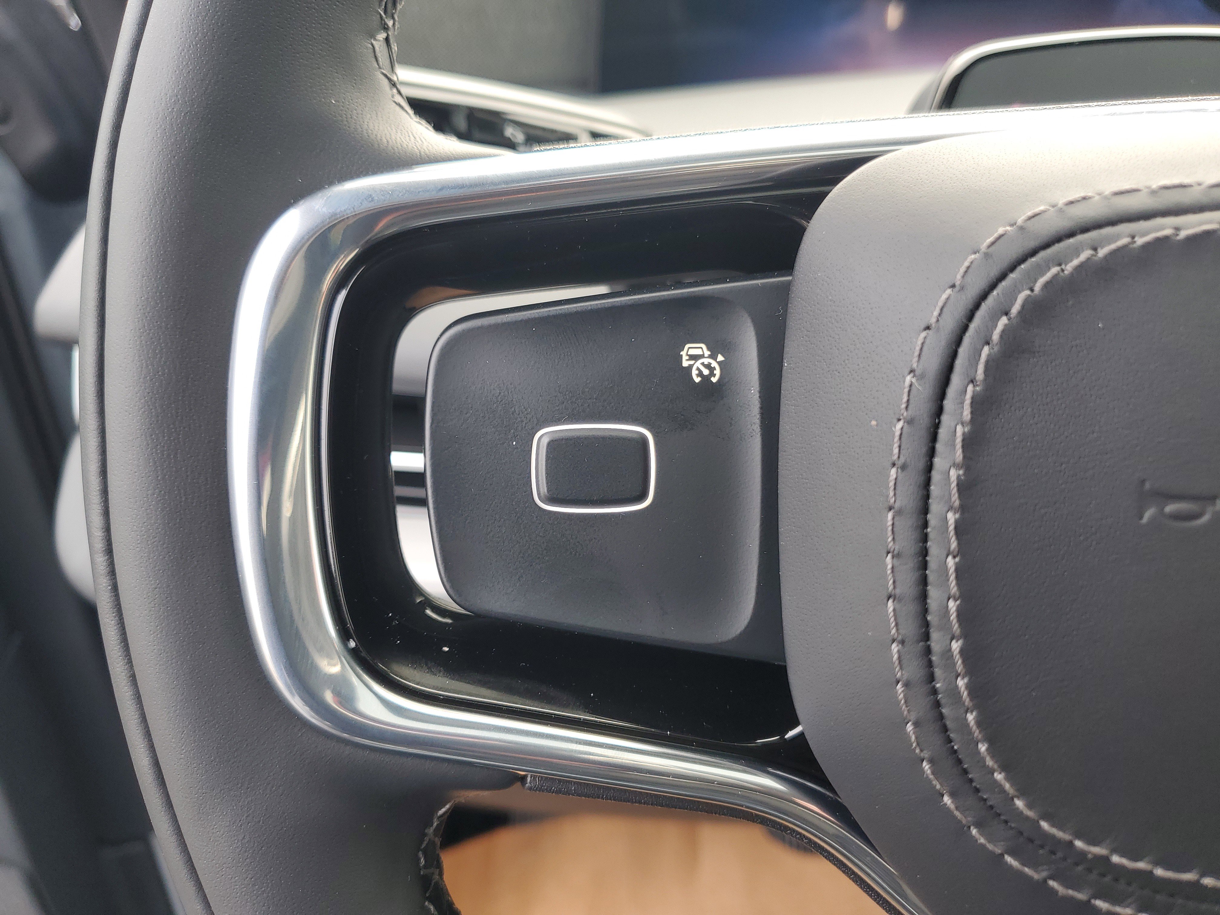 New 2025 Lincoln Navigator L Reserve w/ Jet Appearance Package image 17