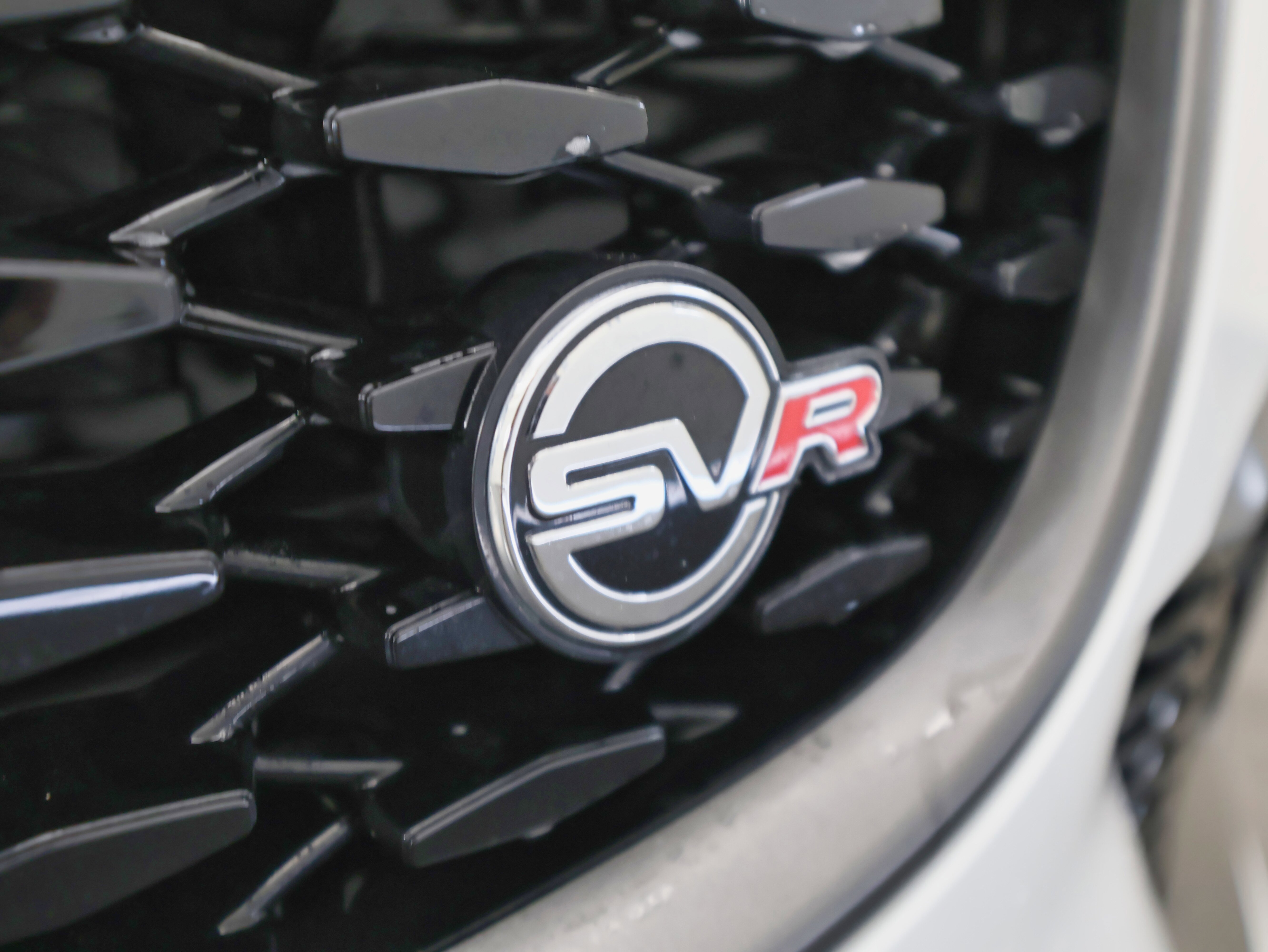 Used 2021 Jaguar F-PACE SVR image 45