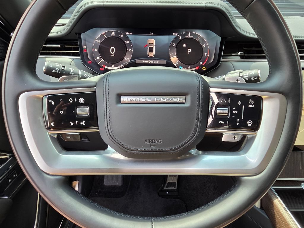 Used 2025 Land Rover Range Rover Autobiography AWD/4WD image 8