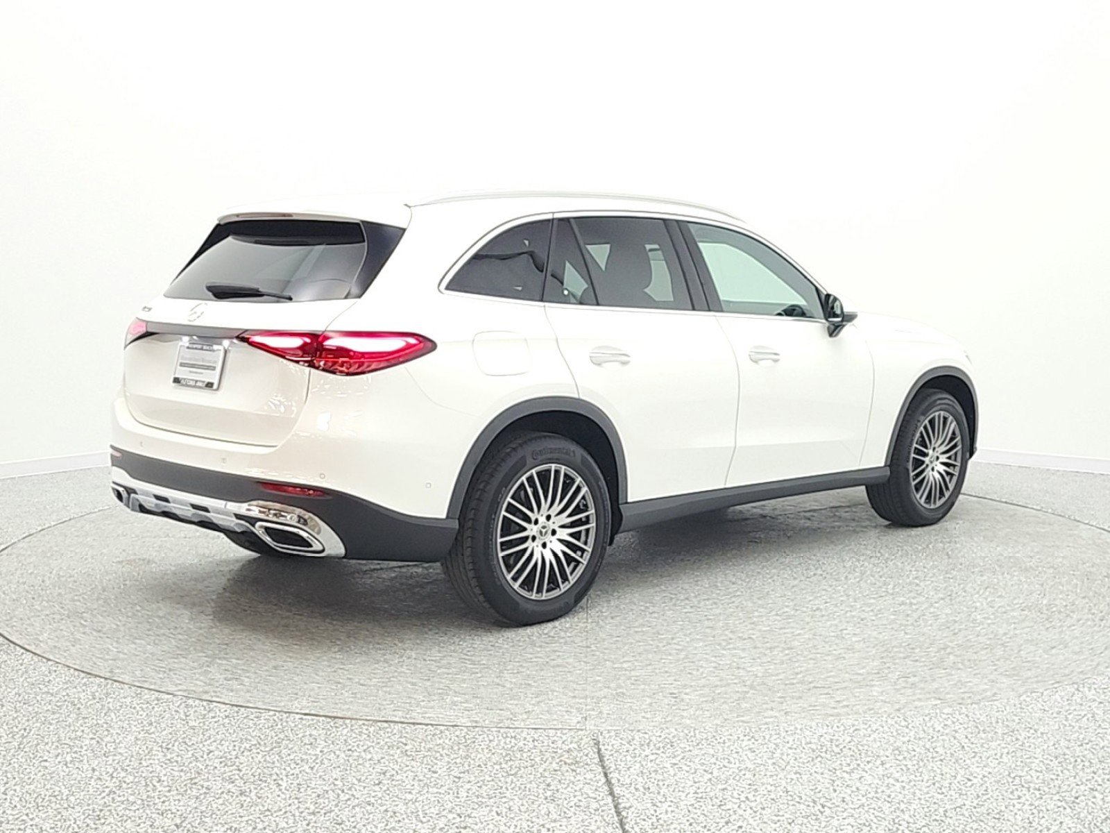 Certified 2025 Mercedes-Benz GLC 300 image 5
