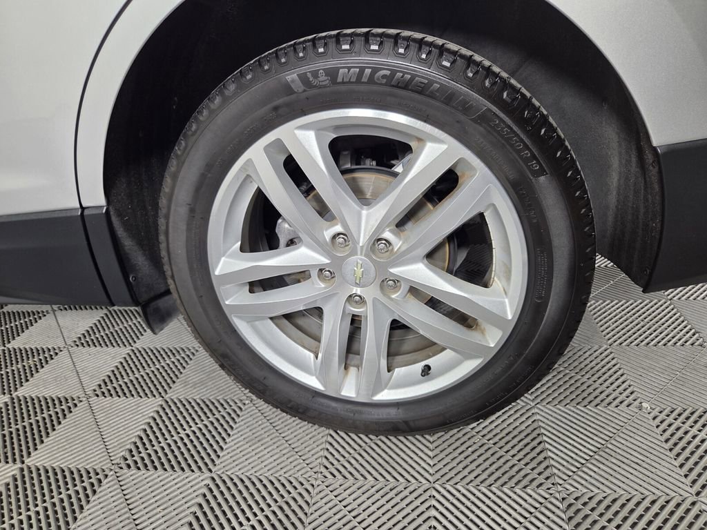 Used 2020 Chevrolet Equinox Premier image 28