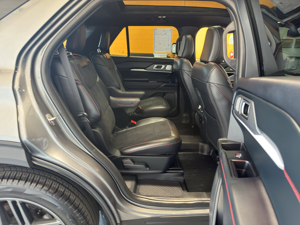 Used 2026 Ford Explorer ST AWD/4WD image 22